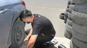 Diyarbakır yollarında lastik değişimi zamanı