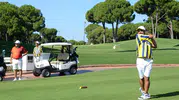 Golf sahasında üç büyüklerin dostluk rüzgarı esti