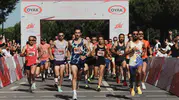 OYAK 65 yaşında İstanbul sahilinde binlerce kişiyle koştu