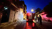 İzmir'de bahçe ateşi az kalsın evi kül ediyordu
