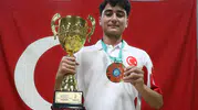 Kayserili genç sporcu dünya kupasında altın madalyayı kaptı