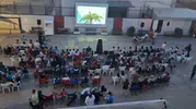 Bursa'da okul bahçesi sinema salonuna dönüştü