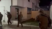İzmit'te uzun süredir aranan hükümlü özel harekat baskınıyla yakalandı