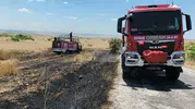 Edirne Süloğlu’nda hasat zamanı tarla yangını korkuttu