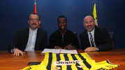 Fenerbahçe genç yetenek Amara Diouf ile uzun süreli anlaştı