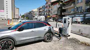 Efeler’de elektrikli araç sahiplerine yeni şarj noktaları
