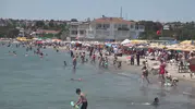 Silivri sahillerinde 35 derecelik bunaltıcı sıcak mesaisi