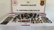 Geyve'de bir evden 806 parçalık define çıktı