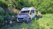 Burdur’da tarım işçilerini taşıyan minibüs uçuruma yuvarlandı