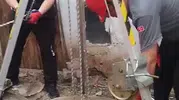 Kırıkkale'de su kuyusuna düşen yavru kedi operasyonla kurtarıldı