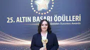 Savunma dünyasının sesi Zöhre Alagöz ödülünü şehitlere adadı
