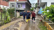 Ordu Ünye'de sağanak yağış cadde ve sokakları göle çevirdi