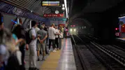 İzmir metrosunda hırsızlık girişimi ulaşımı kilitledi