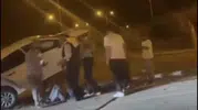 Batman'da direksiyona hakim olamayan sürücü havada asılı kaldı