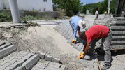 Şehzadeler’in yolları yenileniyor