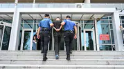 Çukurova Havalimanı’nda kırmızı bültenli yakalama