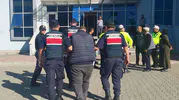 Edirne'de jandarma taksiye baskın düzenledi
