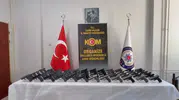 İzmir merkezli operasyonda 96 silah ele geçirildi