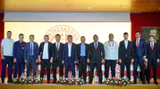 Antalyaspor yeni yönetimini belirledi ve taraftar yürüyüşüne onay verdi