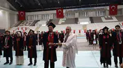 Fırat Üniversitesi 175 genç hekimi görevine uğurladı