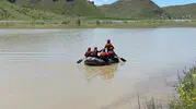 Aras Nehri’nde kaybolan çoban için 100 kişilik ekip seferber oldu