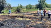 İnegöl'de kontrolden çıkan anız ateşi tarım arazisini yuttu