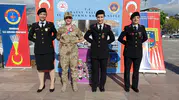 İskenderun’da jandarma komandolarından nefes kesen gösteri