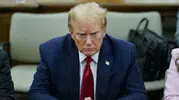 Beyaz Saray'da dengeler değişiyor: Senato'dan Trump'ın yetkilerine fren