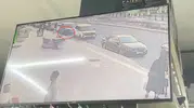 Diyarbakırda yolda bulunan altın bileklik kameraya takıldı