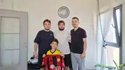 Kumbarasındaki parayı Eskişehirspor’a veren minik Hüseyin’e özel ziyaret