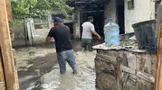 Burdur’da ani sağanak evleri sular altında bıraktı