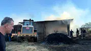 Karacabey’de korkutan çiftlik yangını 4 hayvan telef oldu