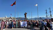 Denizlili kadınlar havuzdan denize açılıyor