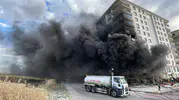 Şanlıurfa'da 10 katlı binanın altında korkutan yangın