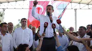 Özgür Özel tarladan iktidar mesajı verdi