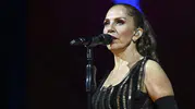 Sertab Erener şehir hayatını bıraktı bahçeli evine çekildi
