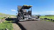 Kars köylerinde asfalt mesaisi başladı