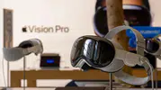 Apple’ın gözlük dehası rotasını OpenAI’a çevirdi
