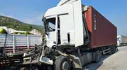 Pozantı yolunda tır kazası trafiği kilitledi