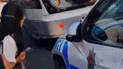 Laleli'de tramvay raylarına düşen çocuk hayatını kaybetti