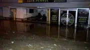 Konya Selçuklu’da dağlardan inen sel sokakları savaş alanına çevirdi