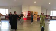 Balıkesirli öğretmenler Kafkas danslarıyla dönemi kapattı