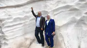 Batmanın zirvesinde yaz ortasında kış sürprizi