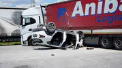 Kapıkule yolunda tır ve otomobil çarpıştı