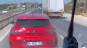 Silivri trafiğinde ambulansı görmezden gelen sürücü tepki çekti