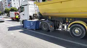 Milas trafiğinde acı kaza Yolun karşısına geçen yaya tır altında kaldı