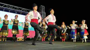 Ayvalık Sarımsaklı’da 750 dansçıyla dünya buluşması yaşandı