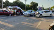 Adapazarı D-650 karayolunda iki araç çarpıştı