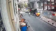 Beyoğlu sokaklarında kargo hırsızlığına polis engeli