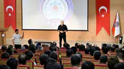 Ahmet Sula Adıyaman’da polislerle tecrübelerini paylaştı